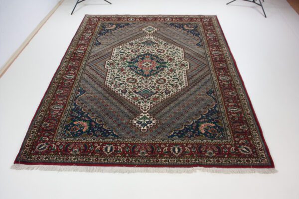 Bakhtiar<br>300x210 – Bild 3