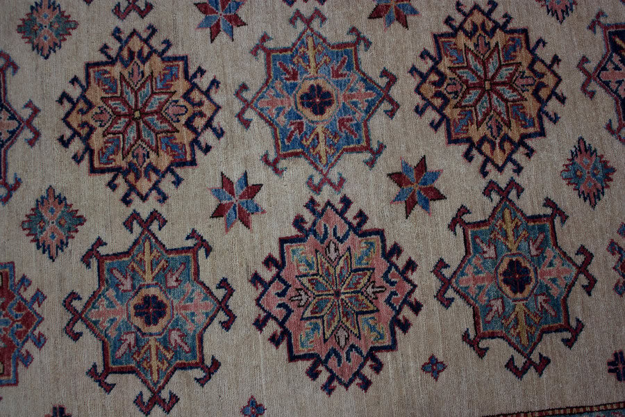 Kazak Royal<br>258x153 – Bild 4