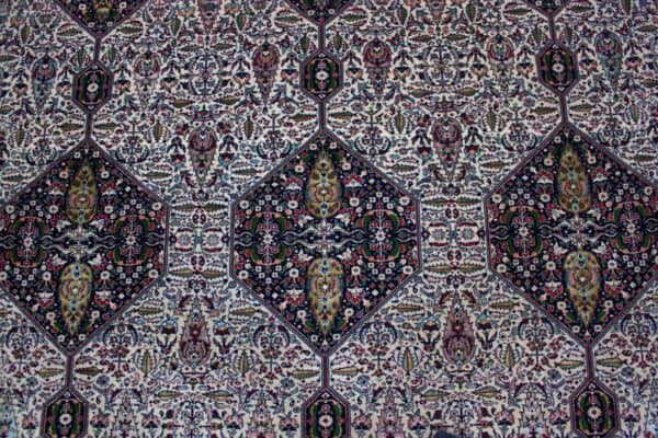 Sirjan<br>215x204 – Bild 4
