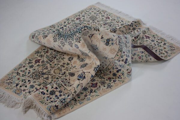 Nain auf Seide 6 la<br>200x130 – Bild 7