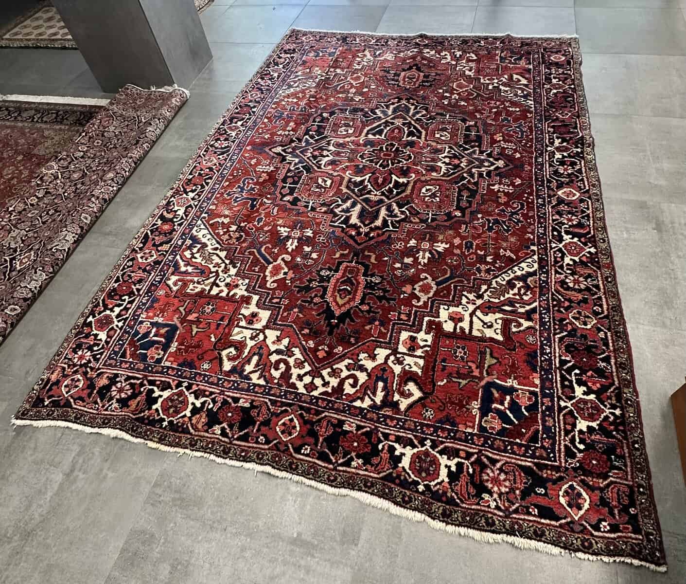 Heriz halbantik im Kundenauftrag<br>340 x 230 – Bild 2