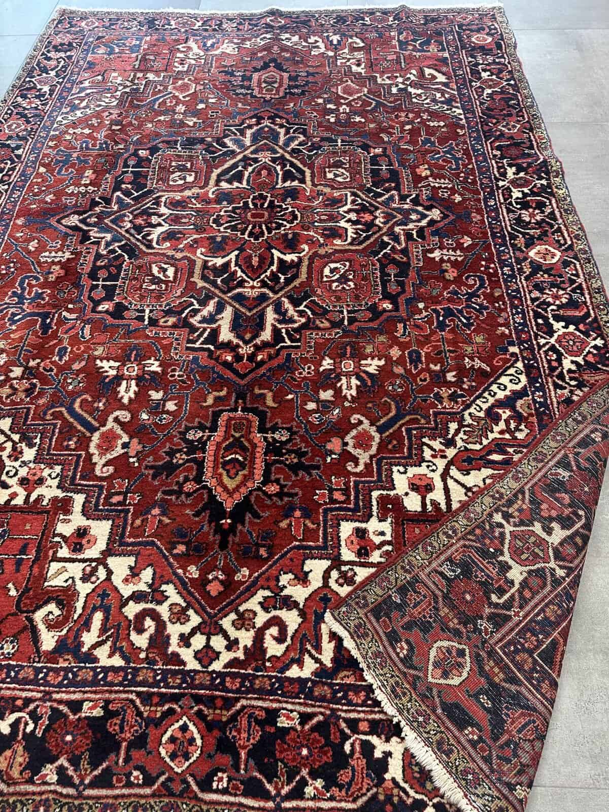 Heriz halbantik im Kundenauftrag<br>340 x 230 – Bild 3